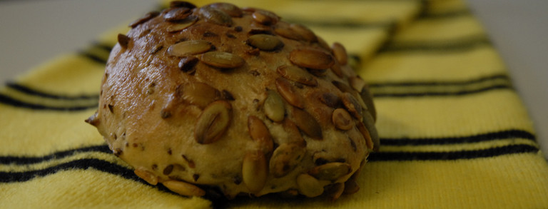 Motivbild: Brötchen und Borussia