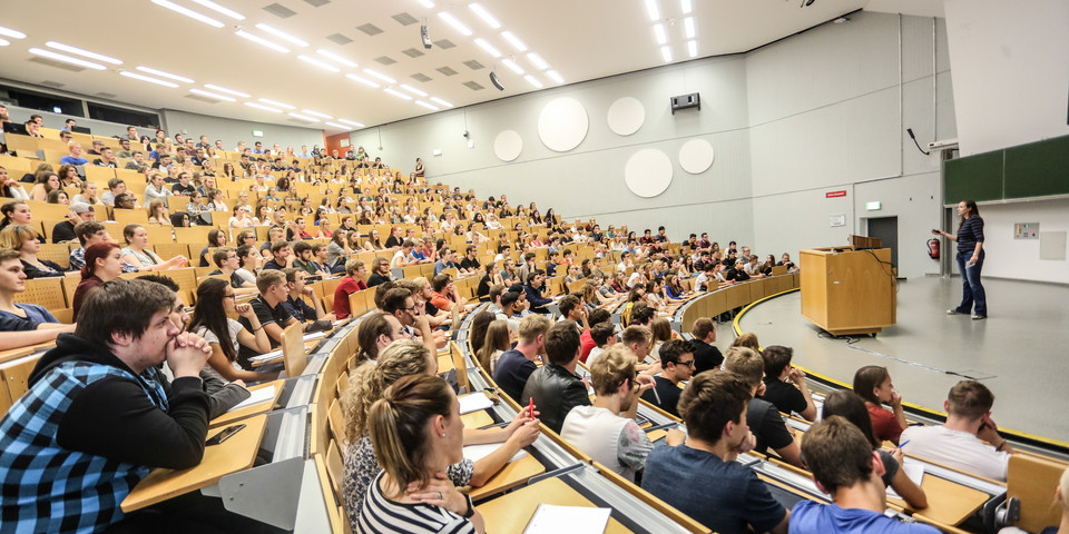 Fakultät Physik - Physik - TU Dortmund